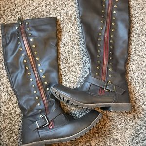 Dark Brownish/Grey Riding Boots with Red Zipper